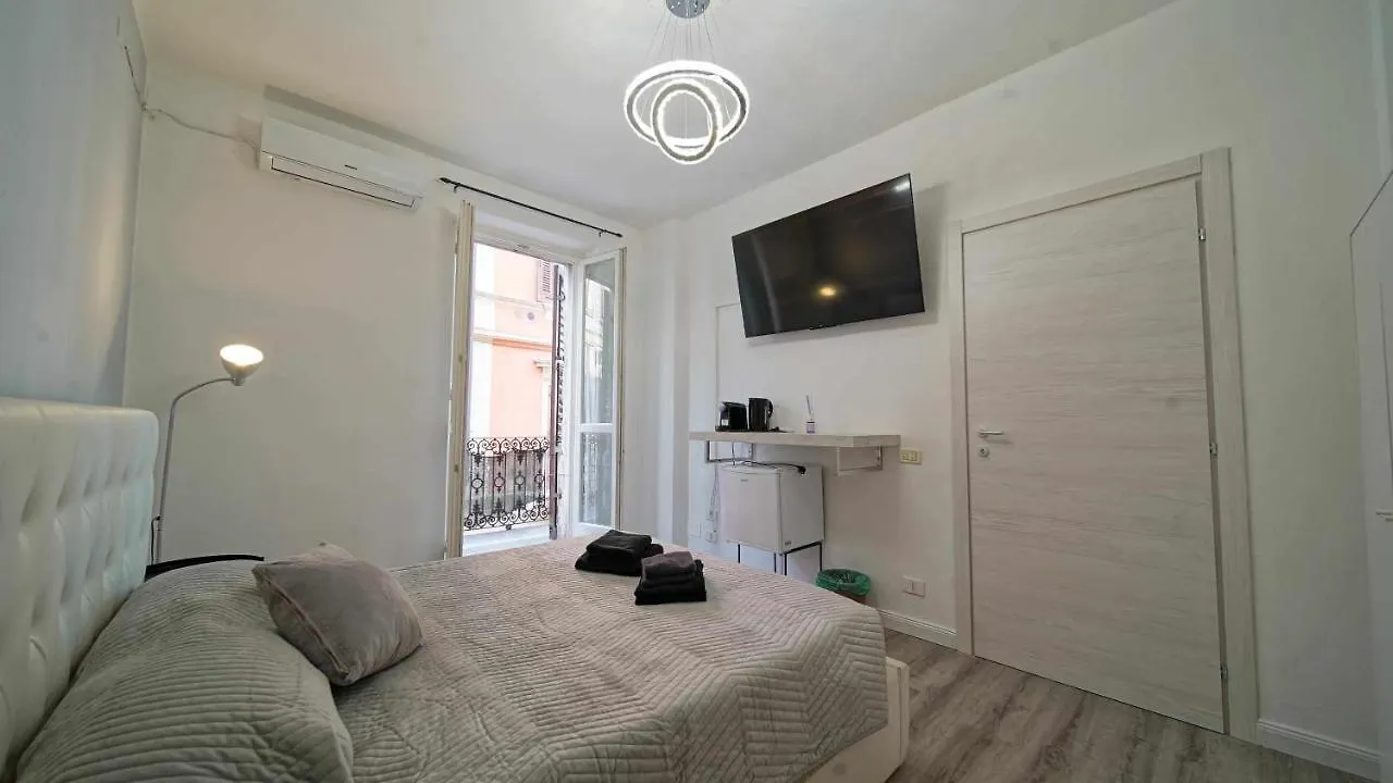 Destiny Home 2 Verona Piazza Isolo 0*,  Italy