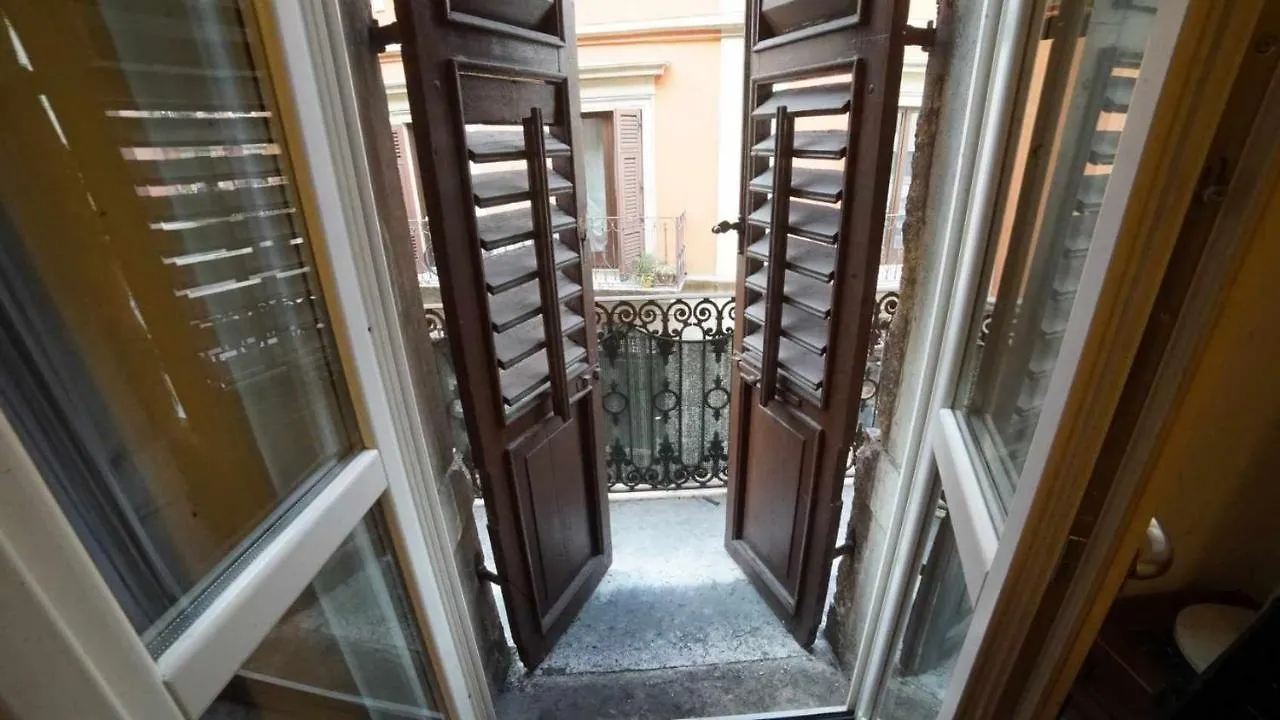 Destiny Home 2 Verona Piazza Isolo Apartment